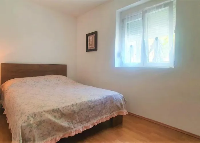Apartament Fain - Private Parking