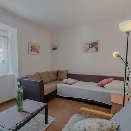 Appartamento Fain - Private Parking